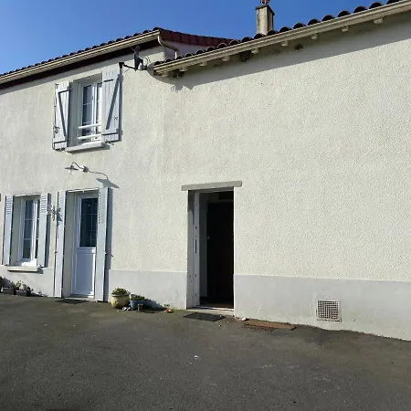 Chambre A Clesse Deux Sevres * Clesse (Deux-Sevres)